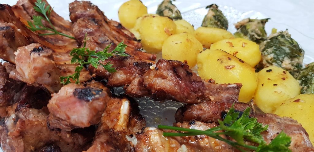 Costela assada com batata