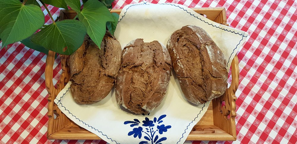 Pão de alfarroba